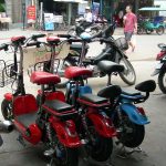 カンボジアで電動自転車（電動スクーター）に乗ってみた